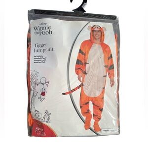 New! Men’s Tigger costume